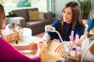 Купить диплом мастера маникюра Купить диплом мастера маникюра